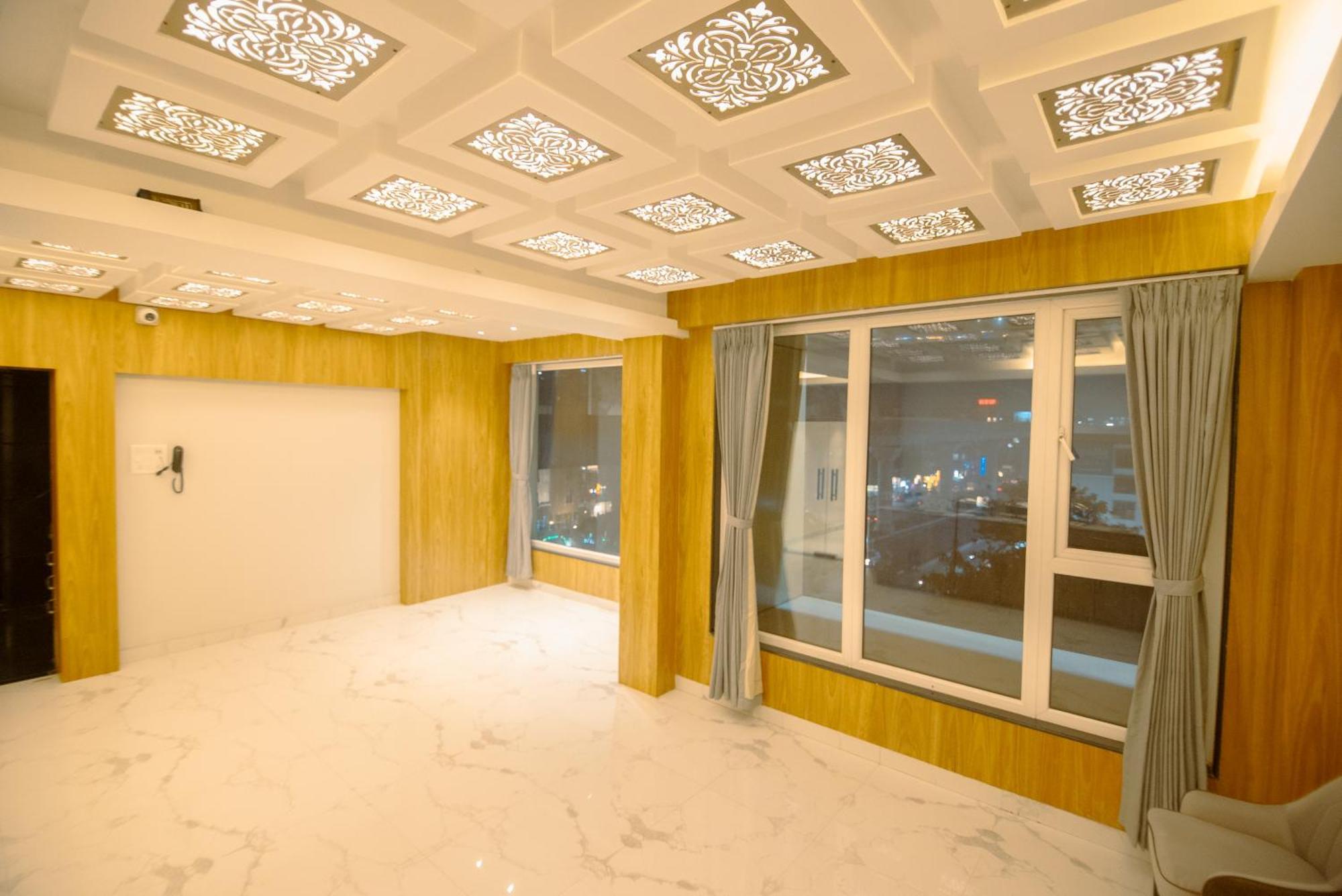 Hotel Dc Star Kalküta Dış mekan fotoğraf