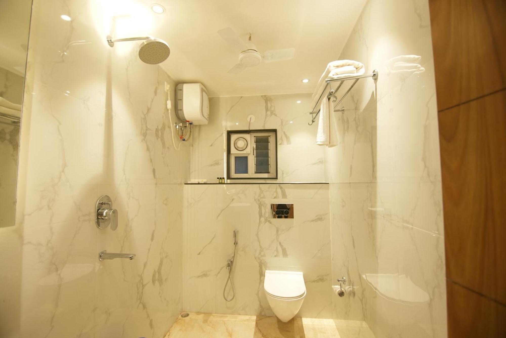 Hotel Dc Star Kalküta Dış mekan fotoğraf