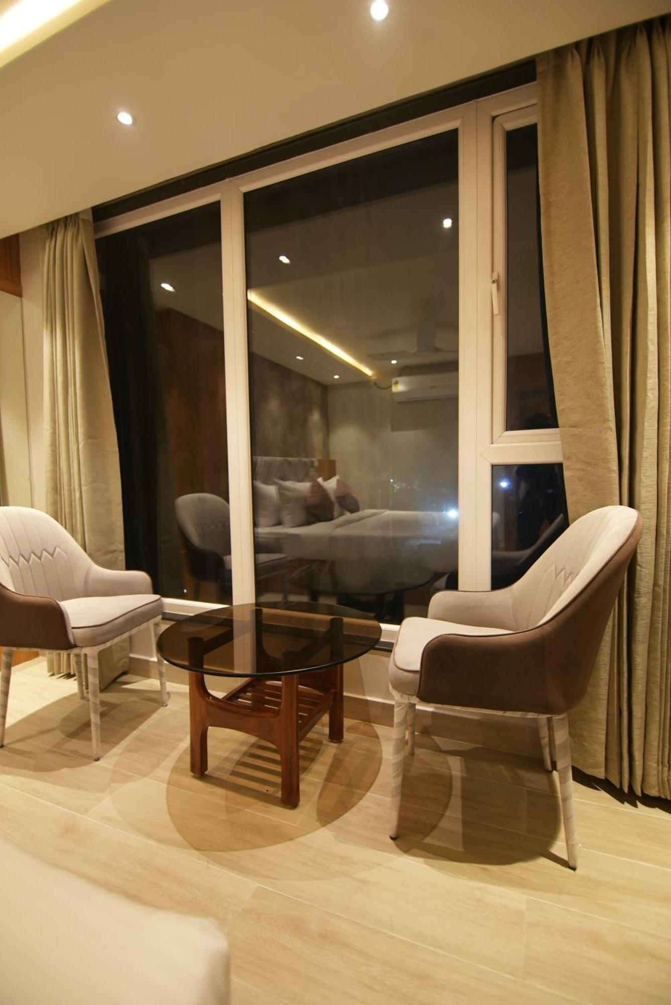 Hotel Dc Star Kalküta Dış mekan fotoğraf
